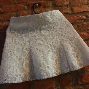 LACE MINISKIRT